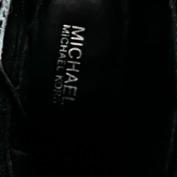 Michael Kors FRENCHIE Booties - Picture 4 of 7